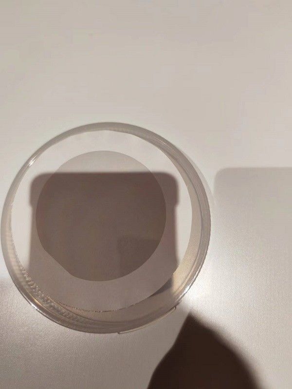 رقاقة بيزوكهربائية نيوبات الليثيوم LiNbO3 5 مول في المائة MgO رقائق مجهزة لأجهزة الصوتيات الضوئية ومرشحات الموجات الصوتية السطحية