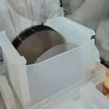 تخصيص 6 بوصة 8 بوصة بيزو ويفر لأشباه الموصلات POI و MEMS